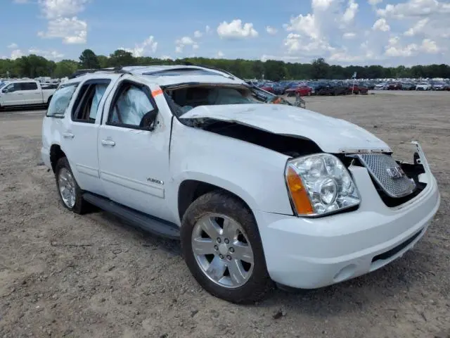 2012 GMC YUKON SLE  