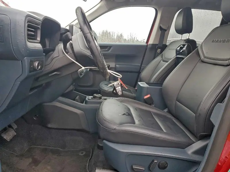 2025 FORD MAVERICK LARIAT  