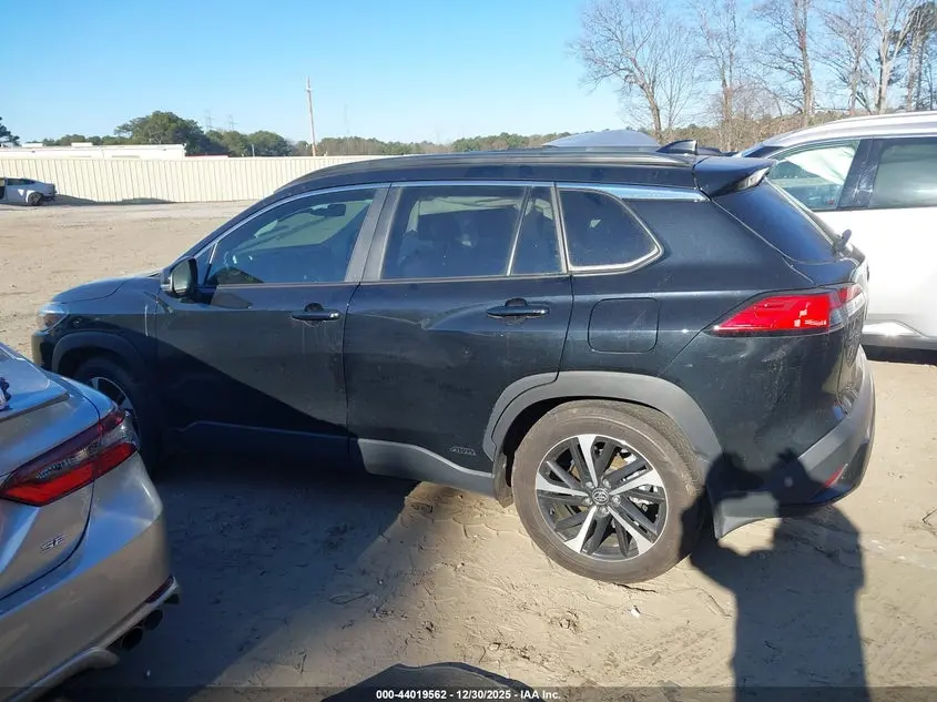 2024 TOYOTA COROLLA CROSS HYBRID XSE