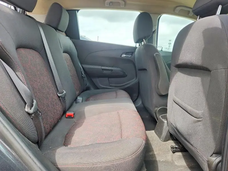 2017 CHEVROLET SONIC LT  