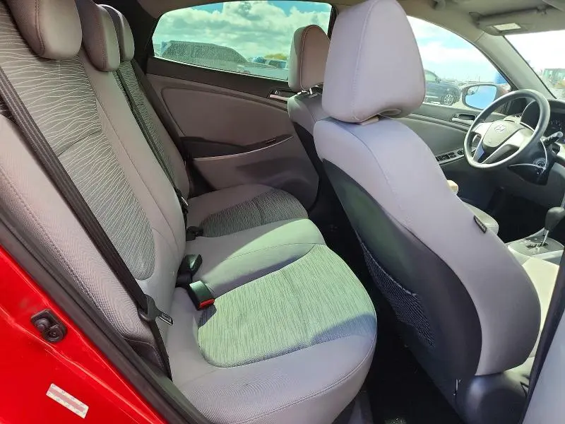 2015 HYUNDAI ACCENT GLS  