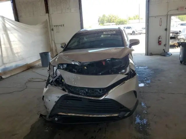 2024 TOYOTA VENZA LE  
