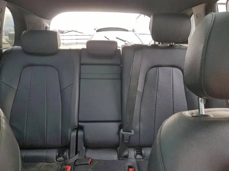 2023 MERCEDES-BENZ GLB 250 4MATIC  