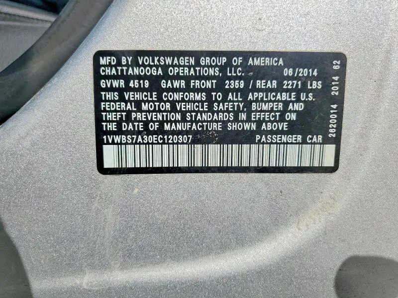 2014 VOLKSWAGEN PASSAT SE  