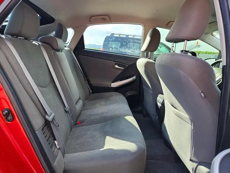 2013 TOYOTA PRIUS TWO  