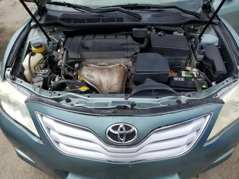 2011 TOYOTA CAMRY LE  