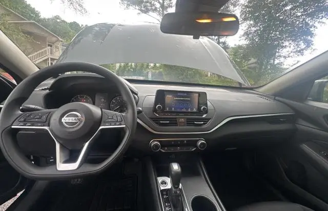 2022 NISSAN ALTIMA S  