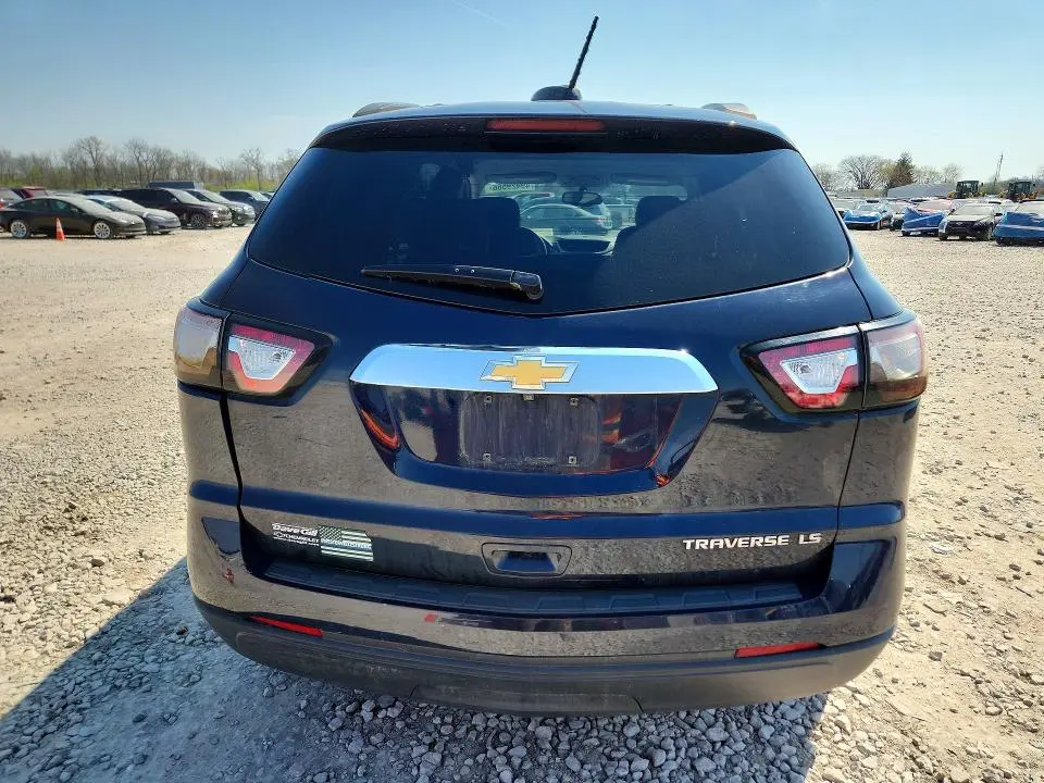 2016 CHEVROLET TRAVERSE LS  