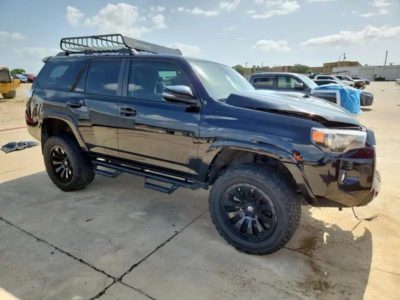 2021 TOYOTA 4RUNNER VENTURE  