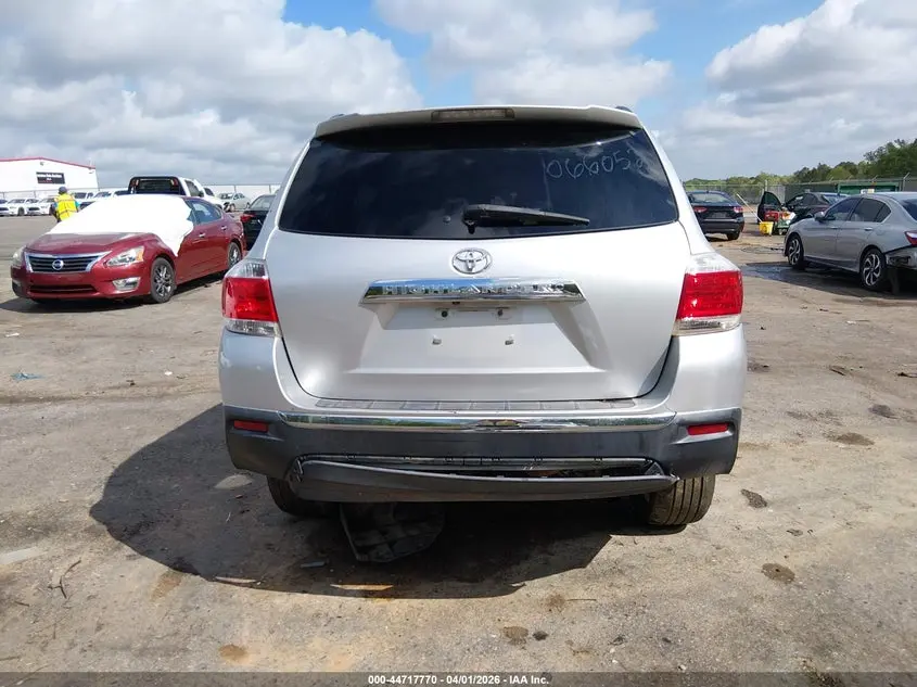 2012 TOYOTA HIGHLANDER LIMITED V6