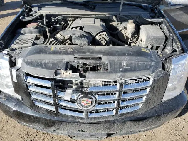 2011 CADILLAC ESCALADE ESV PREMIUM  