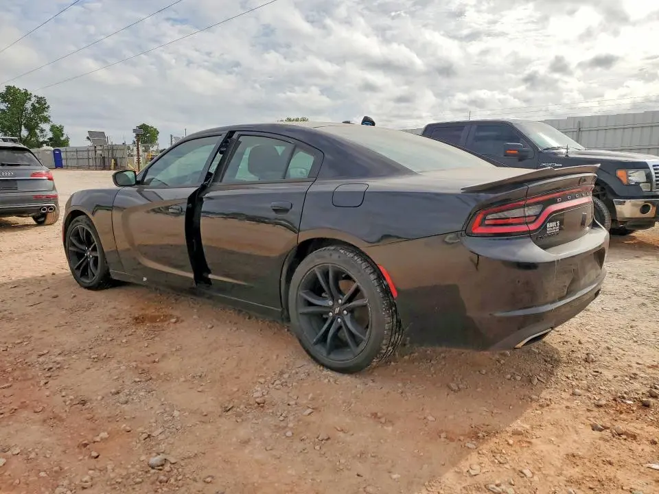 2018 DODGE CHARGER SXT  