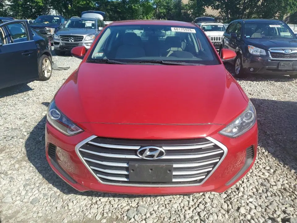 2018 HYUNDAI ELANTRA SE  