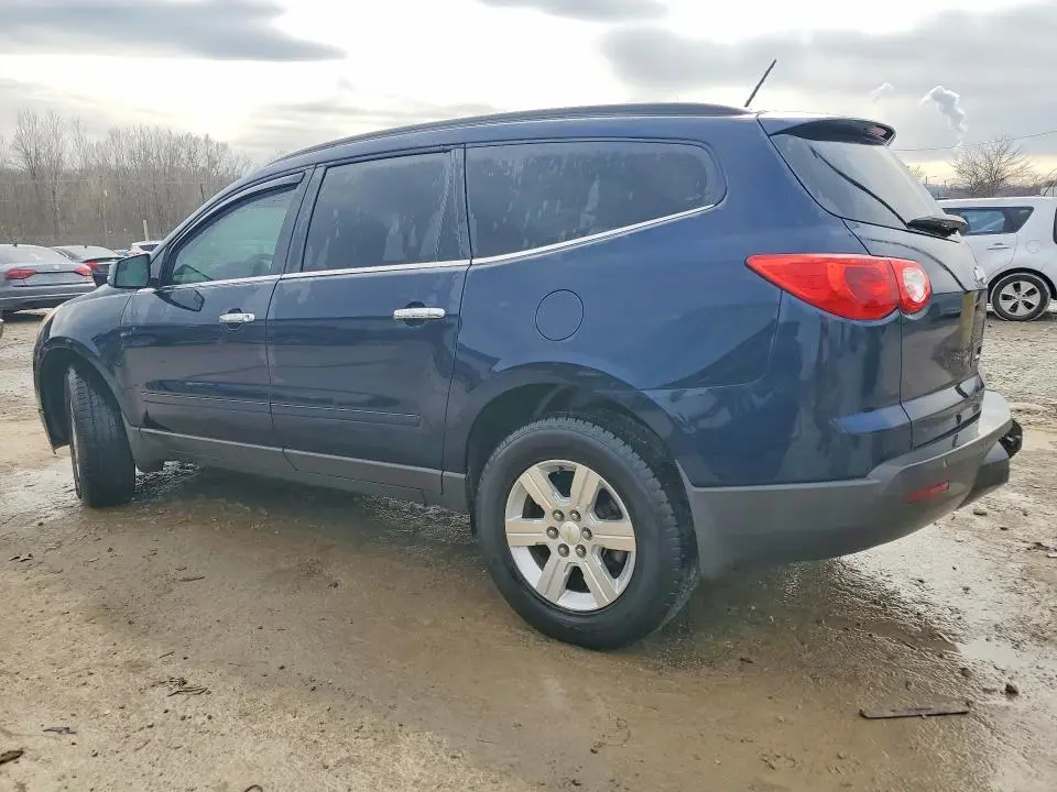 2011 CHEVROLET TRAVERSE LT  