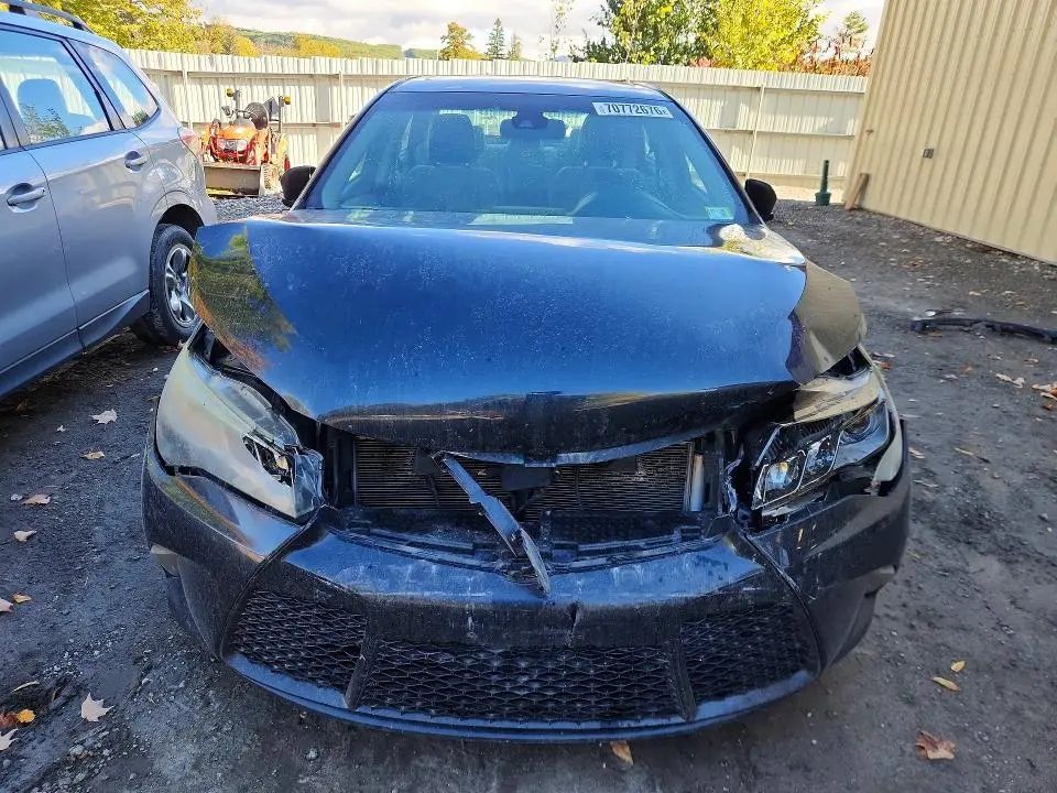 2015 TOYOTA CAMRY XSE V6  