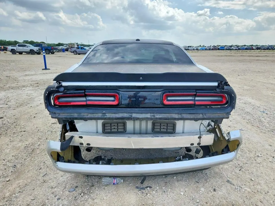 2021 DODGE CHALLENGER SXT  