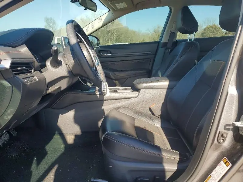 2019 NISSAN ALTIMA SR  