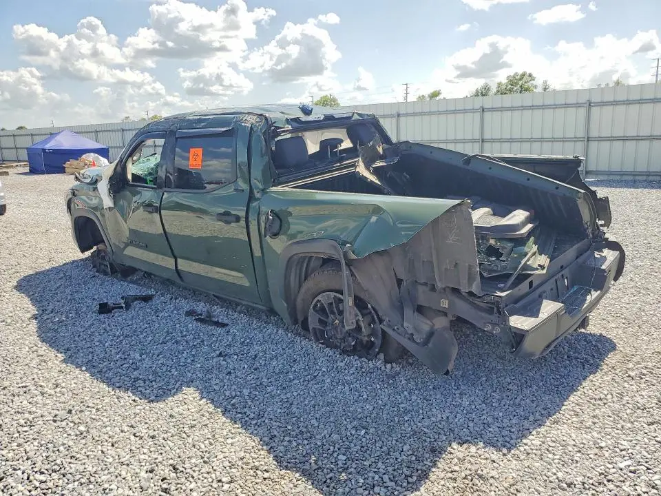 2022 TOYOTA TUNDRA SR5  
