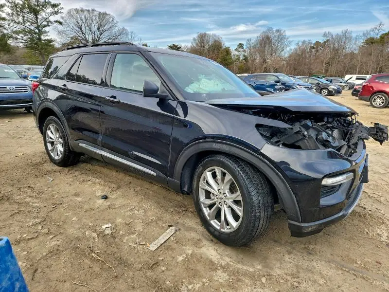 2021 FORD EXPLORER XLT  