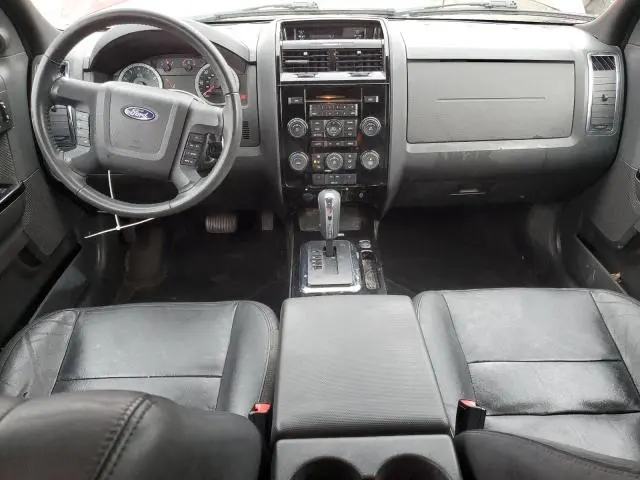 2010 FORD ESCAPE LIMITED  