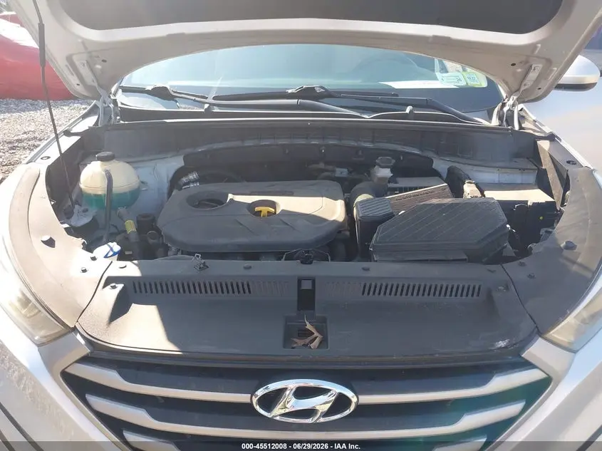 2018 HYUNDAI TUCSON SE
