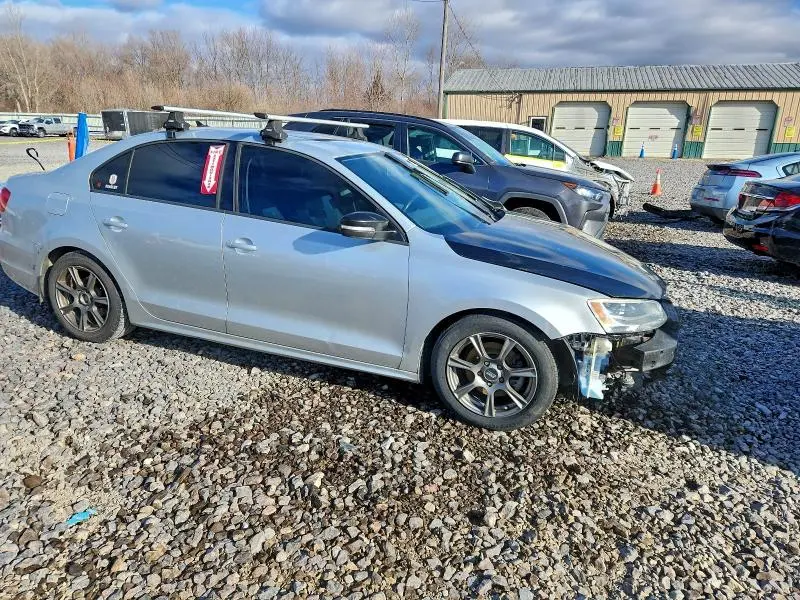 2012 VOLKSWAGEN JETTA TDI  