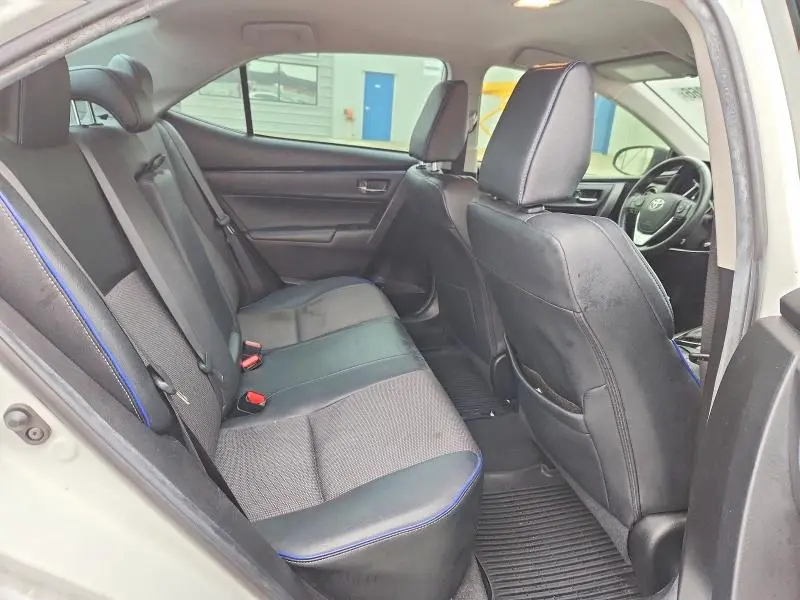 2019 TOYOTA COROLLA SE  