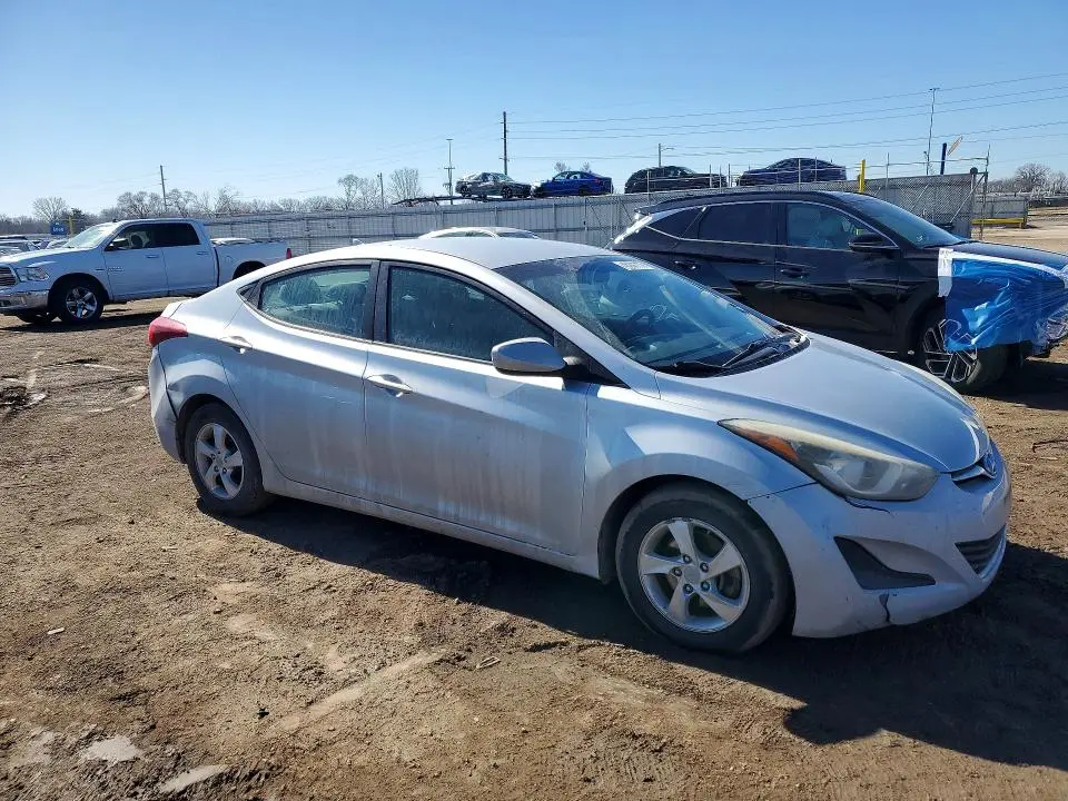 2014 HYUNDAI ELANTRA SE  
