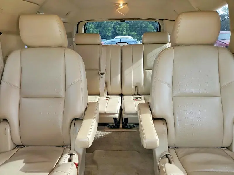 2011 CHEVROLET SUBURBAN C1500 LTZ  