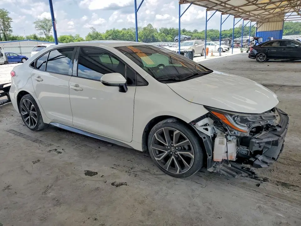 2021 TOYOTA COROLLA SE  