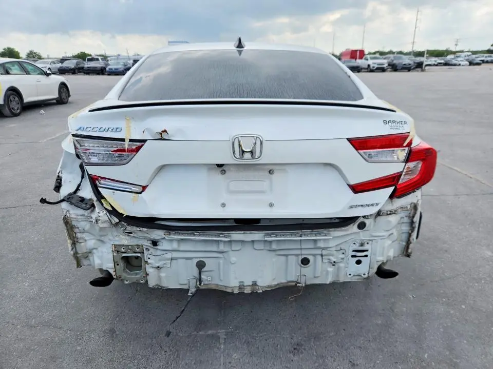 2022 HONDA ACCORD SPORT  