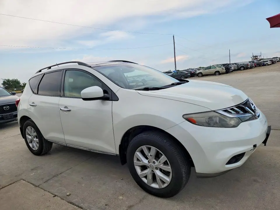 2011 NISSAN MURANO S  