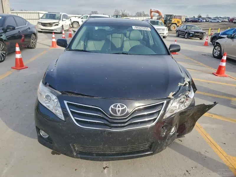 2010 TOYOTA CAMRY BASE  