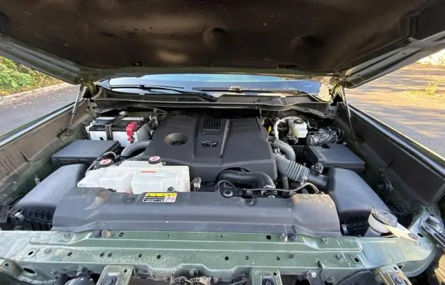 2022 TOYOTA TUNDRA CREWMAX SR