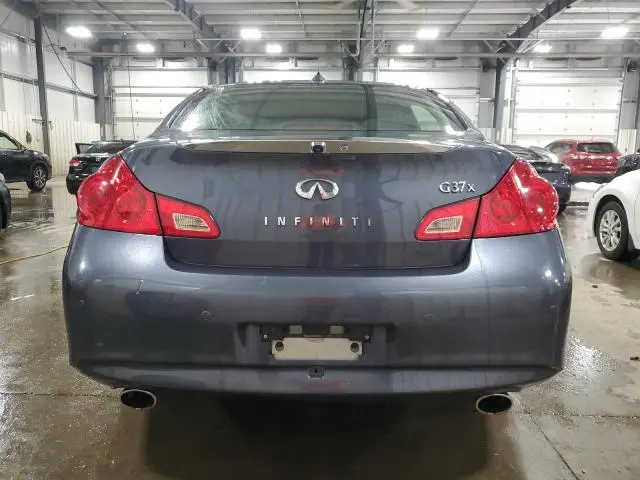 2010 INFINITI G37   