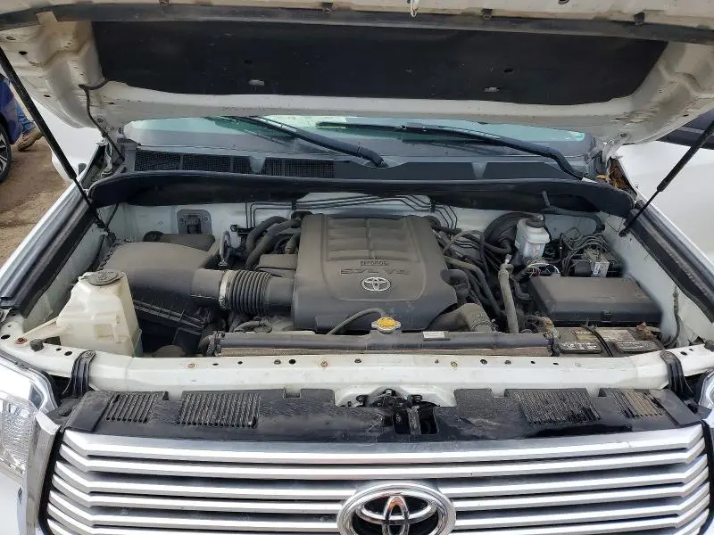 2017 TOYOTA TUNDRA SR5  
