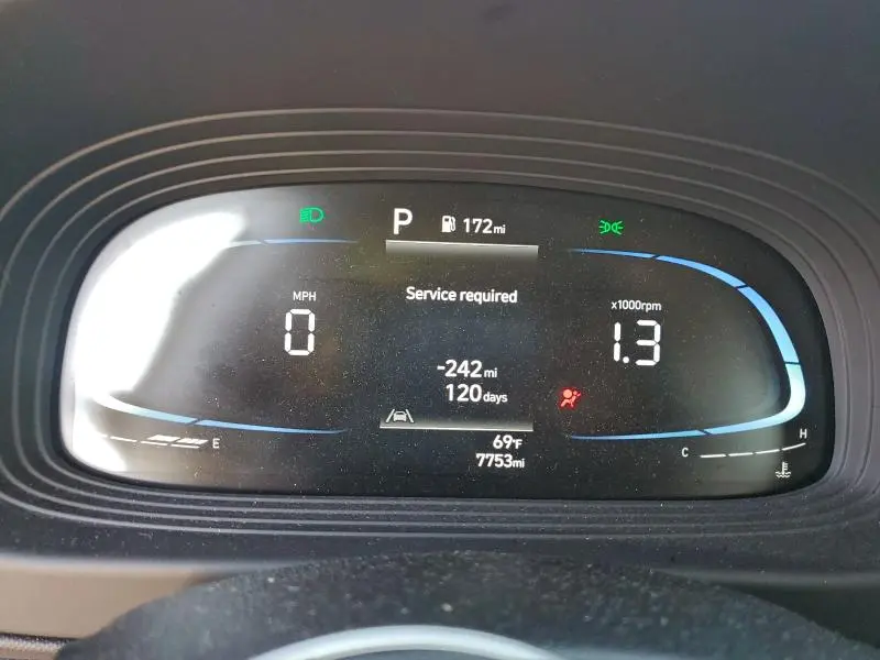 2025 HYUNDAI VENUE SE  