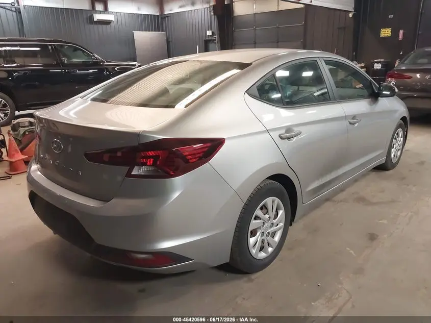 2020 HYUNDAI ELANTRA SE