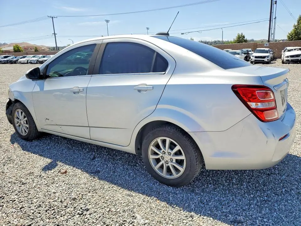 2017 CHEVROLET SONIC LT  