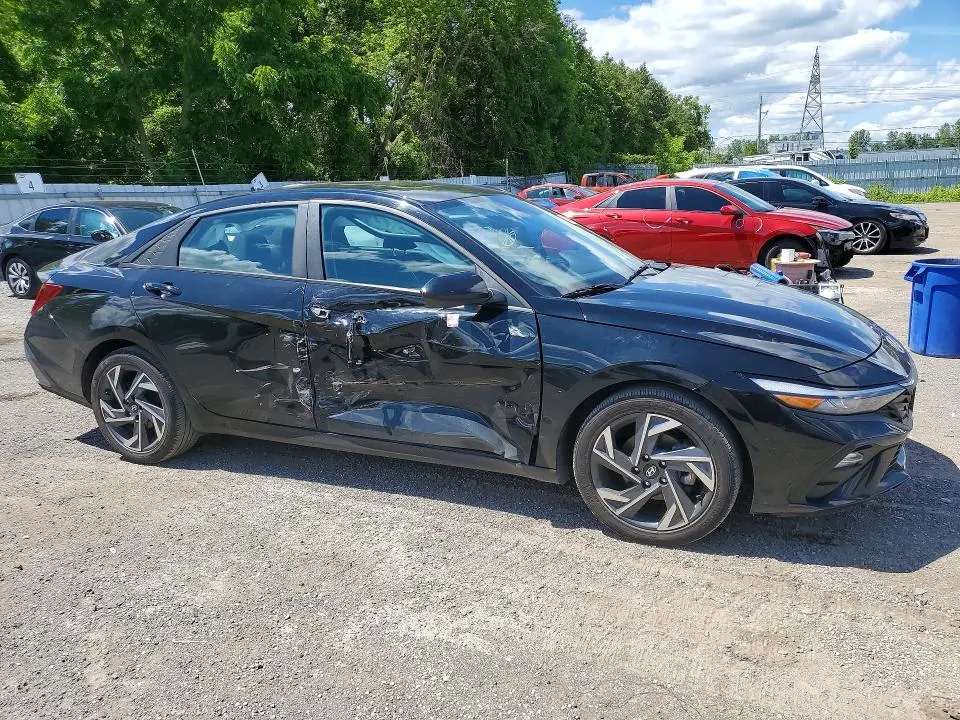 2024 HYUNDAI ELANTRA SEL  