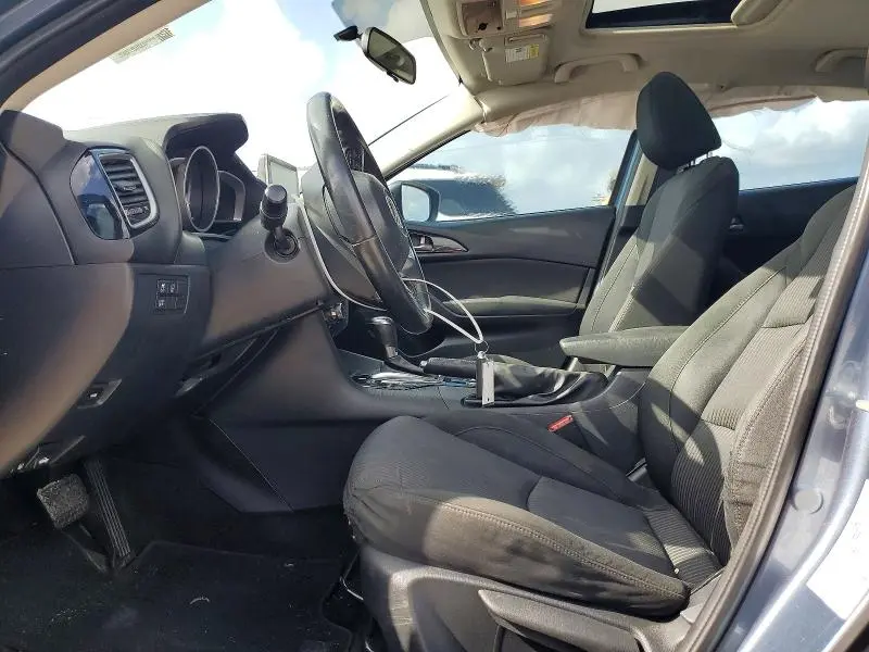 2015 MAZDA 3 TOURING  