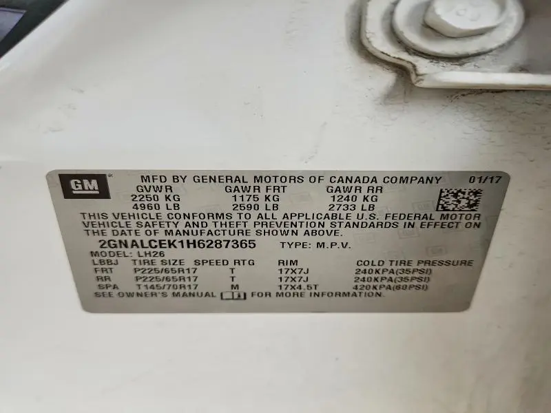 2017 CHEVROLET EQUINOX LT  