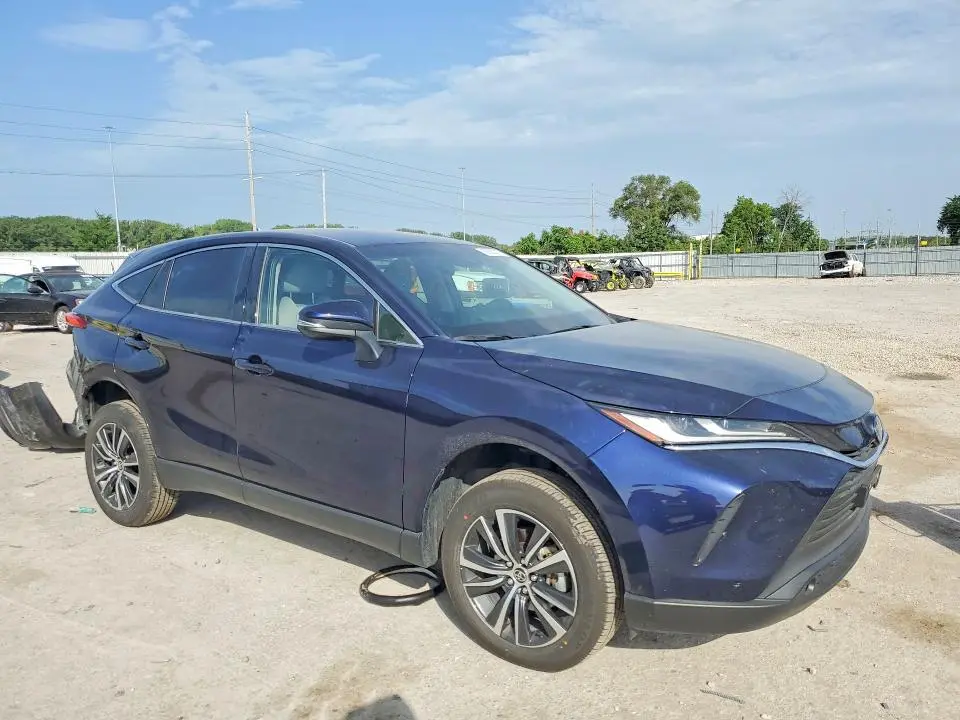 2023 TOYOTA VENZA LE  