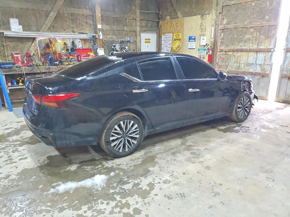 2025 NISSAN ALTIMA   