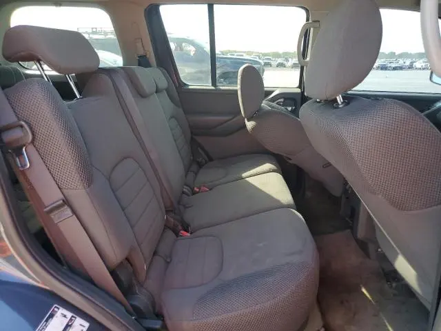 2011 NISSAN PATHFINDER S  