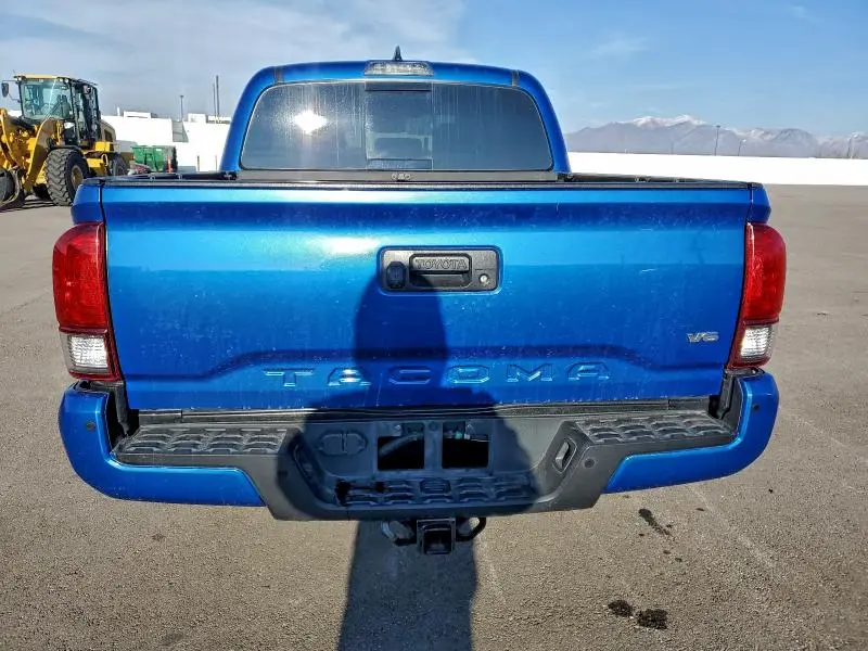 2018 TOYOTA TACOMA DOUBLE CAB  