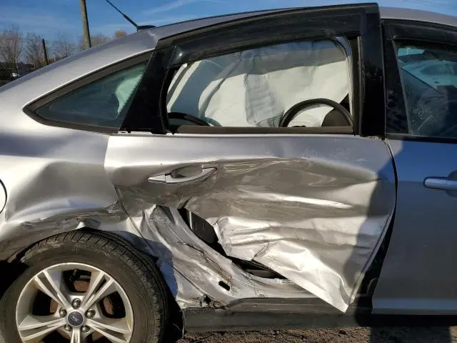 2014 FORD FOCUS SE  