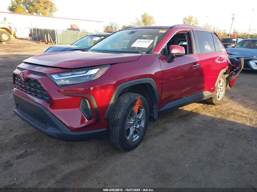 2022 TOYOTA RAV4 HYBRID XLE