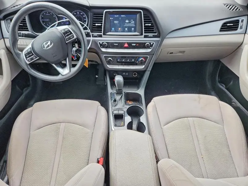 2018 HYUNDAI SONATA SE  