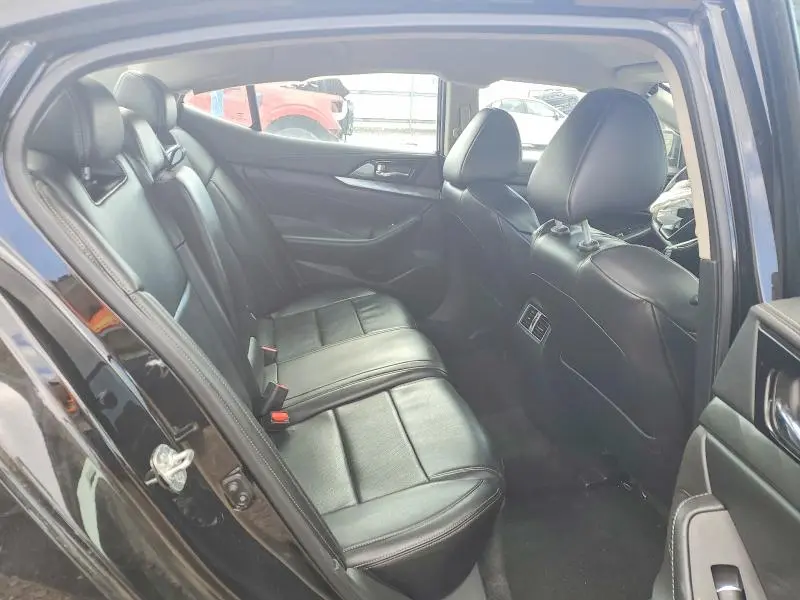 2021 NISSAN MAXIMA SV  